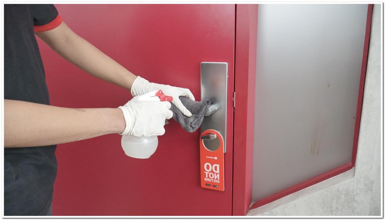 Reddoorz Plus Near Chadstone Mall Bekasi Extérieur photo